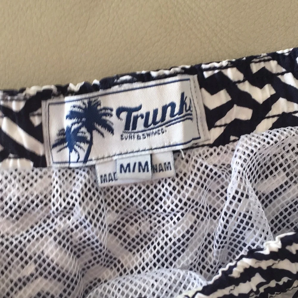 NWT- Trunks Surf & Swim - Men’s Swim Trunks (Sz M)
